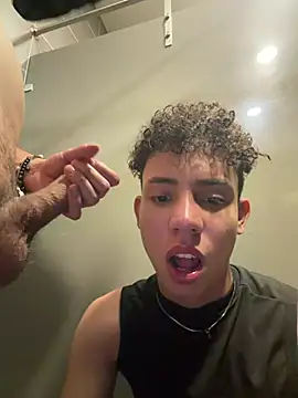 دردشة yoursexyjose الجنسية المباشرة