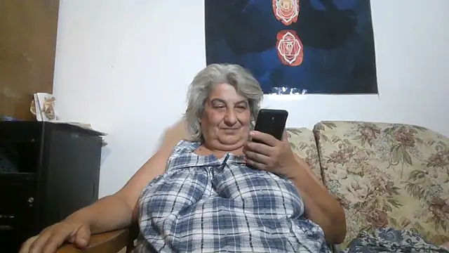 Chat XXX en directo de ExquisiteMature