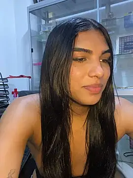 Chat +18 de VeronicaSaenzx ao vivo
