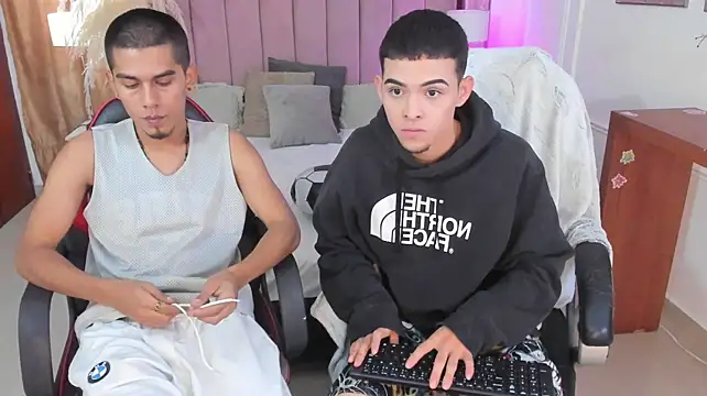 عرض كام your_d0ll1