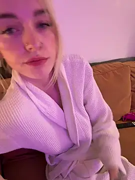 Lolabunnyblondie Шоу с уебкамера