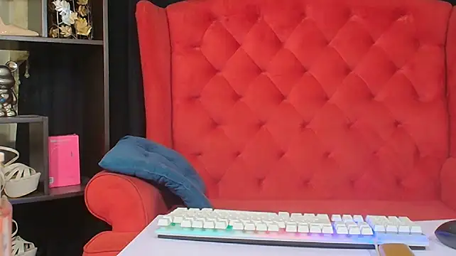 DestinyCumTs Pertunjukan Webcam