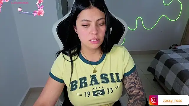 Victoryyy_ élő XXX-chatje