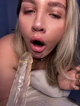 Ashleyy_DiamondのライブXXXチャット