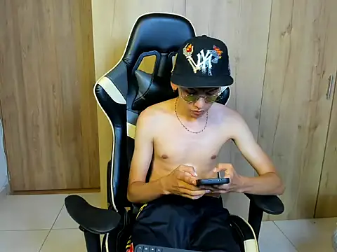 Chat XXX ao vivo de Angel_Dustt1