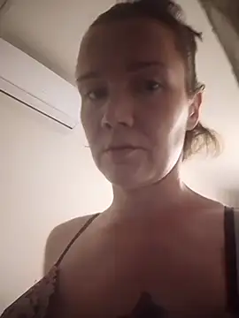 SarahSimpson 现场XXX聊天