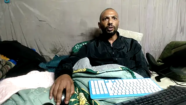 Chat +18 de Camodick ao vivo