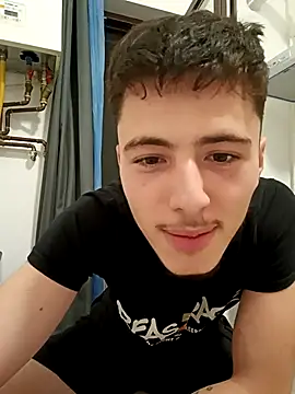 denysio89's Live XXX Chat