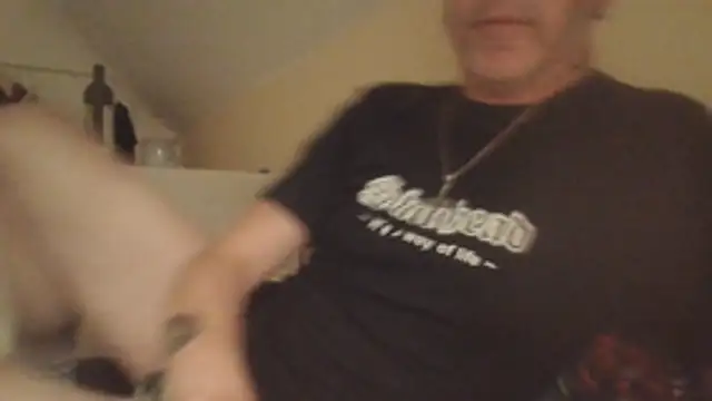 SHARPSkinhead – webcam-show