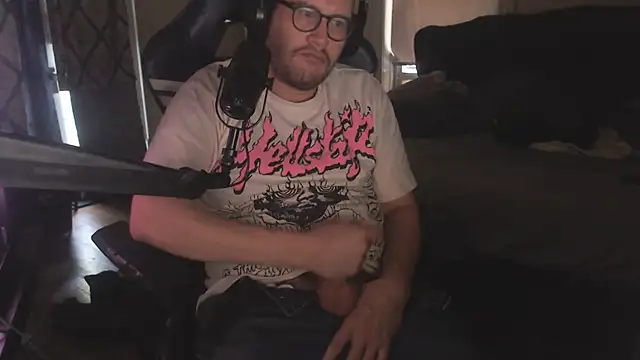 chicostick413 Show in webcam