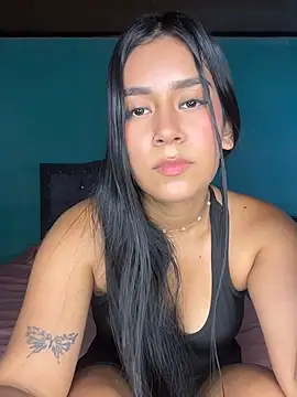 ALANAH_KITTYのライブXXXチャット