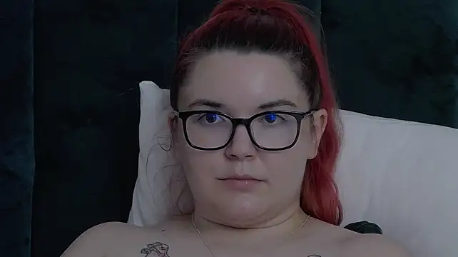 Chat +18 de KailyKay ao vivo