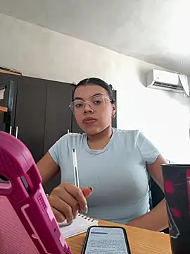 عرض كام Adri_zu