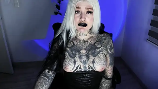 Chat +18 de Anaii_Gomez ao vivo