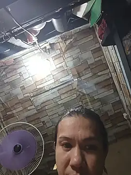 manilafoxts' Live XXX Chat