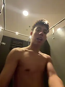 yoursexyjose's Webcam Show