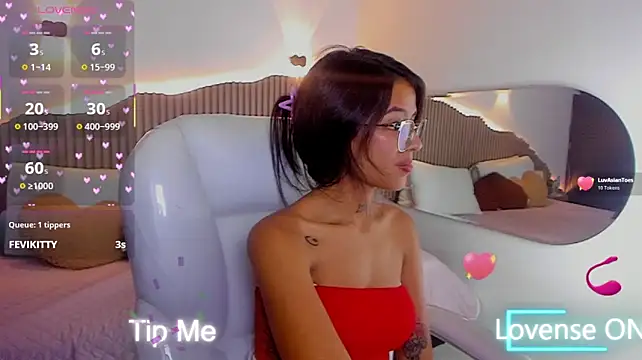 Chatroom XXX en direct de Iris8__
