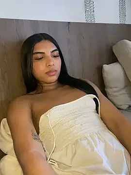 Chat +18 de VeronicaSaenzx ao vivo