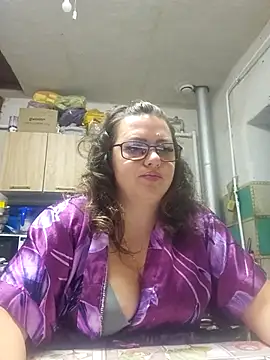 Chat +18 de Jyleta ao vivo