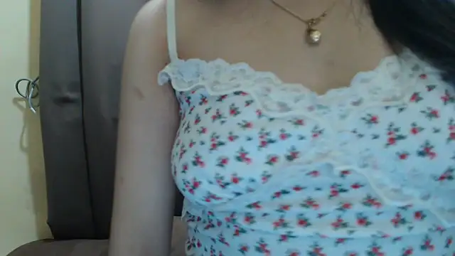 x_brittany_x – webcam-show