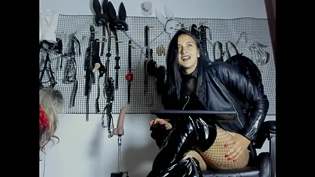 Evil_sammy's Live XXX Chat