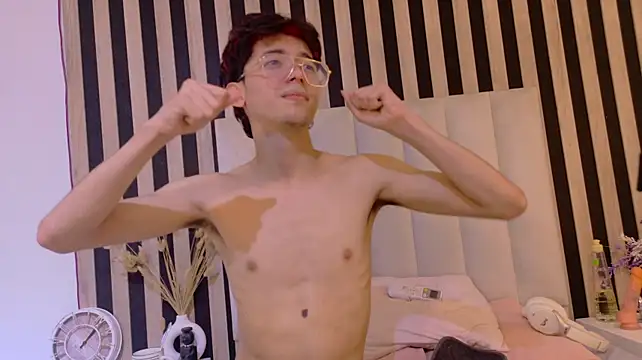 Twink_Sebas7 Chat XXX in diretta