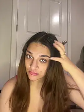 XXX chat uživo modela treasurebabii