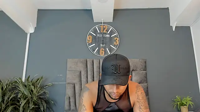 Chat +18 de Robin_Rief ao vivo