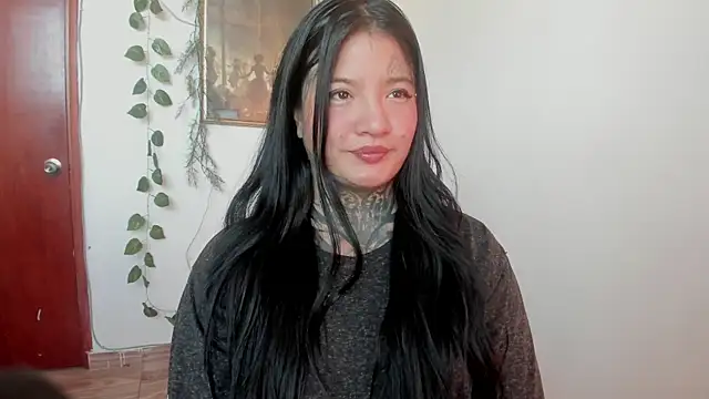 Unatatuada Live XXX-chat