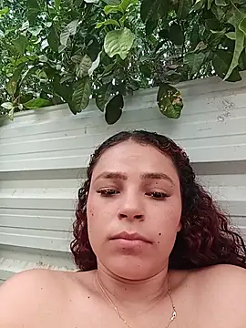 צ'אט XXX בשידור חי של Mommy-Hot
