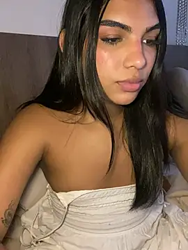 VeronicaSaenzx élő XXX-chatje