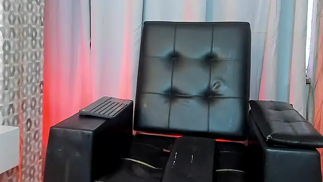 Онлайн чат XXX sammyrose__