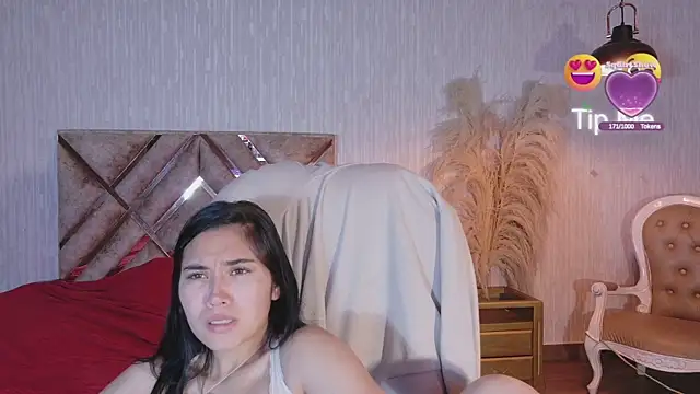 adaira31's Live XXX Chat