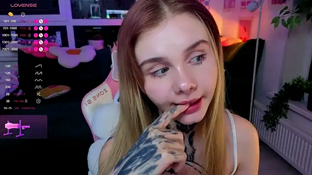 Britney_Lynch Chat XXX in diretta