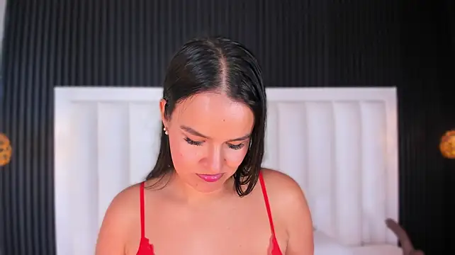 Chat +18 de LucieMillerr ao vivo