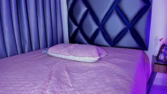 Chatroom XXX en direct de Bby-pink