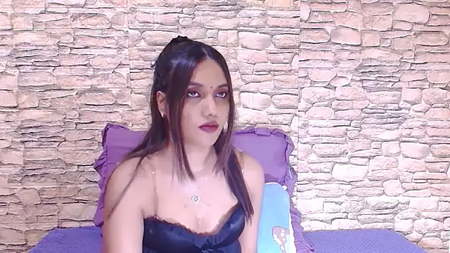 IndianSkies' Live XXX Chat