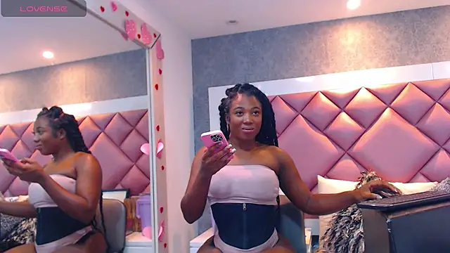 Chat +18 de Thegreatonelady ao vivo