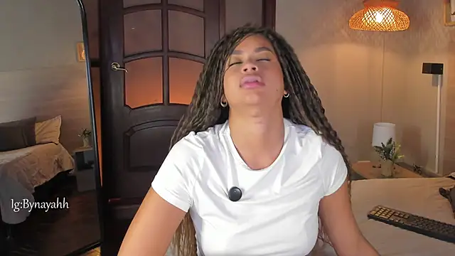 nayah__ live XXX chat