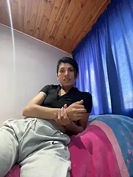 ImCrazzy Adlı Modelin Canlı XXX Sohbeti