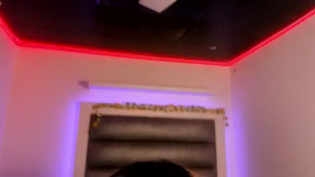 adhalee_js' Live XXX Chat
