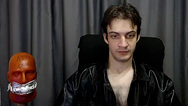 _Damien_thorn_ Adlı Modelin Canlı XXX Sohbeti