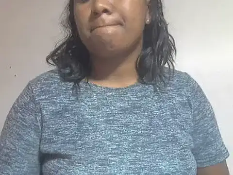 Chat +18 de cutybigass ao vivo
