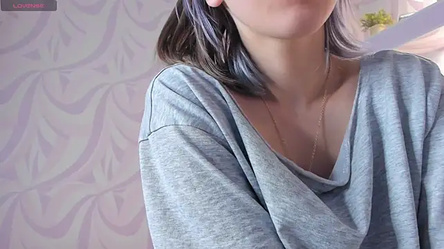 EthalBuffkin Adlı Modelin Canlı XXX Sohbeti