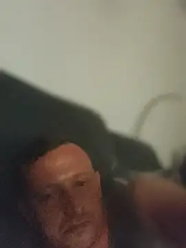 Mister_Beef: διαδικτυακό σόου στην κάμερα