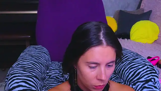 Chatroom XXX en direct de Kitty4_Reed