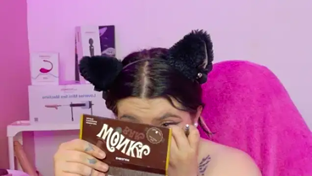 Chat XXX en directo de Sachi_Meow
