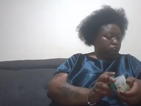 fat_ebonyqueen Chat XXX live