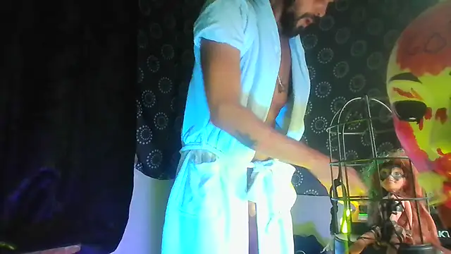 Guyst049n Webbikameraesitys