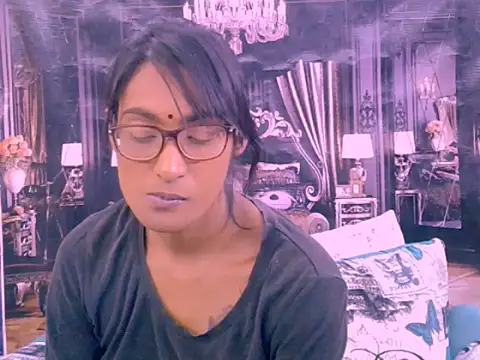IndianRebel4u2Luv's Live XXX Chat